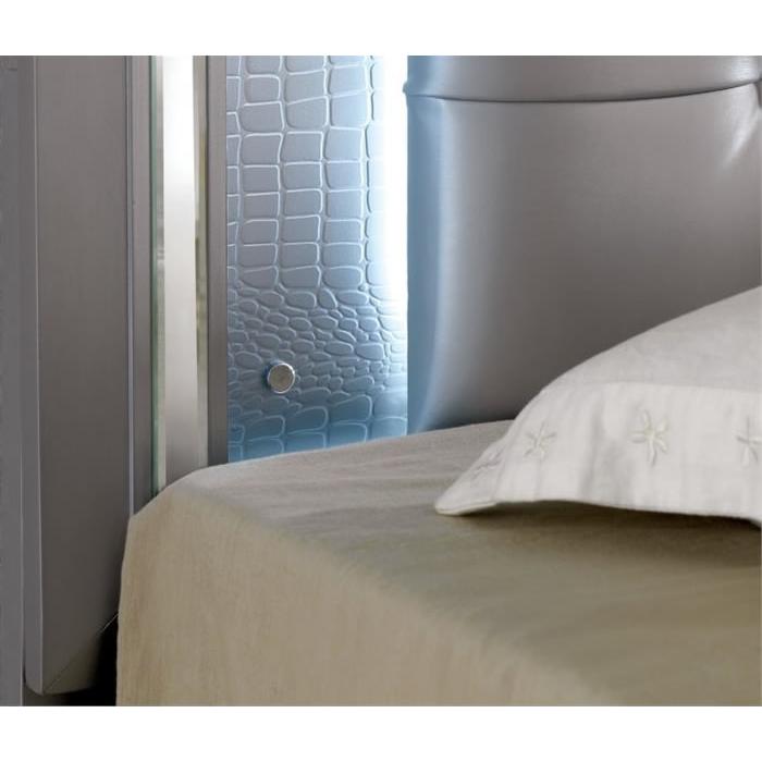 Calgary Furniture Emporium Bellanova CM7979SV 6 pc California King Upholstered Panel Bedroom Set IMAGE 4