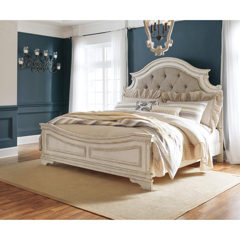  Signature Design by Ashley Realyn B743B23 6 pc King Upholstered Panel Bedroom Set IMAGE 2