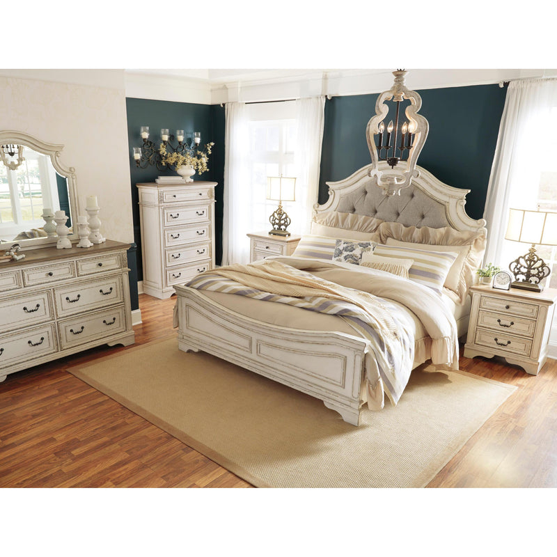  Signature Design by Ashley Realyn B743B56 7 pc Queen Panel Bedroom Set IMAGE 2
