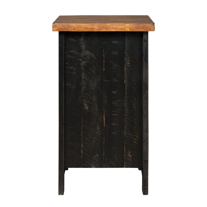 Calgary Furniture Emporium Valebeck End Table T468-7 IMAGE 5