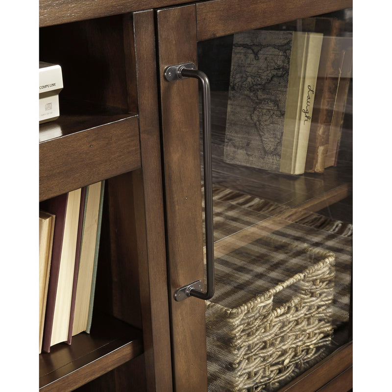  Signature Design by Ashley Starmore W633W1 3 pc Entertainment Center IMAGE 3