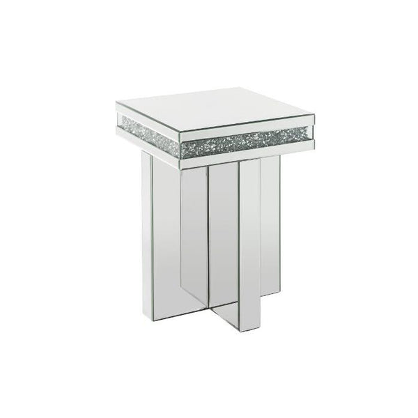 Calgary Furniture Emporium Noralie End Table 84697 IMAGE 1