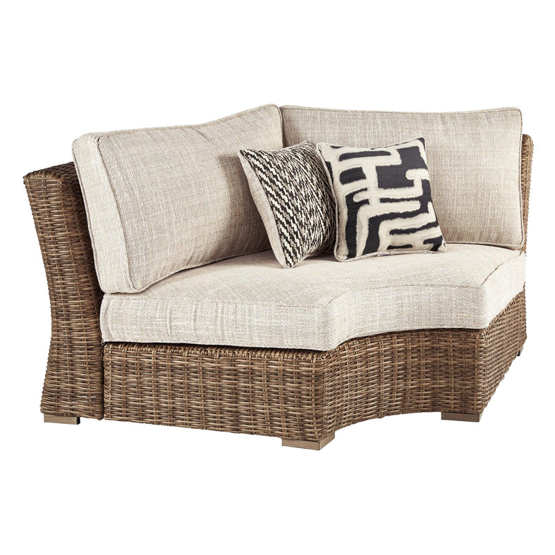  Signature Design by Ashley Beachcroft P791P11 6 pc Outdoor Seating Set IMAGE 3