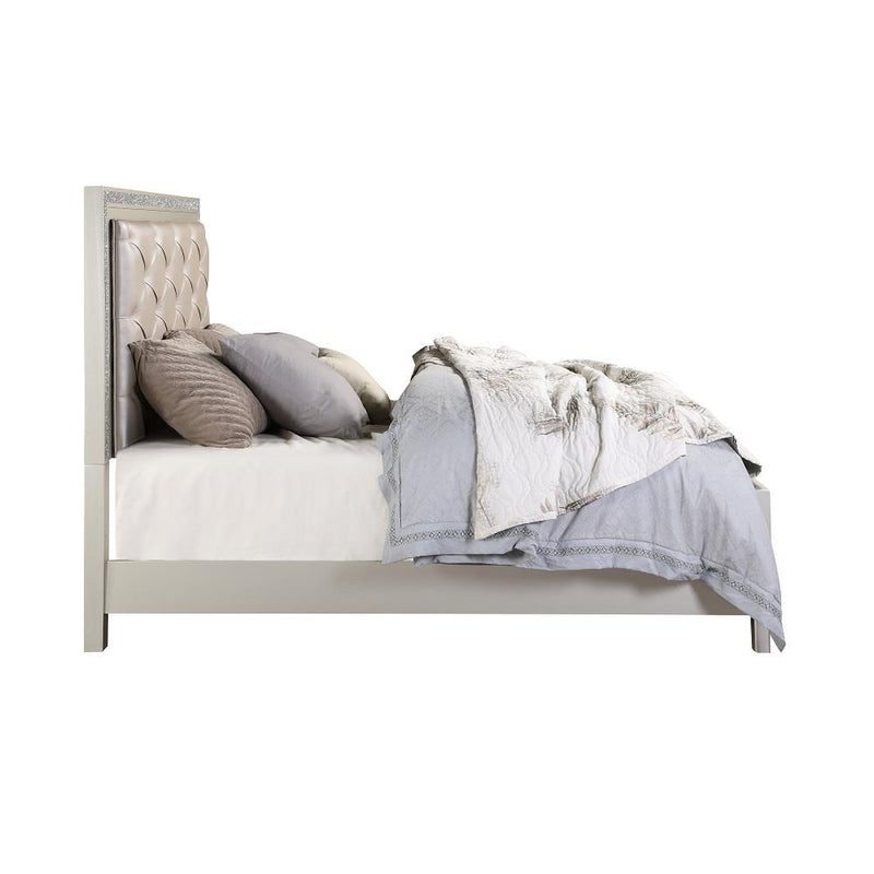 Calgary Furniture Emporium Sliverfluff Queen Upholstered Panel Bed with Storage BD00242Q IMAGE 3