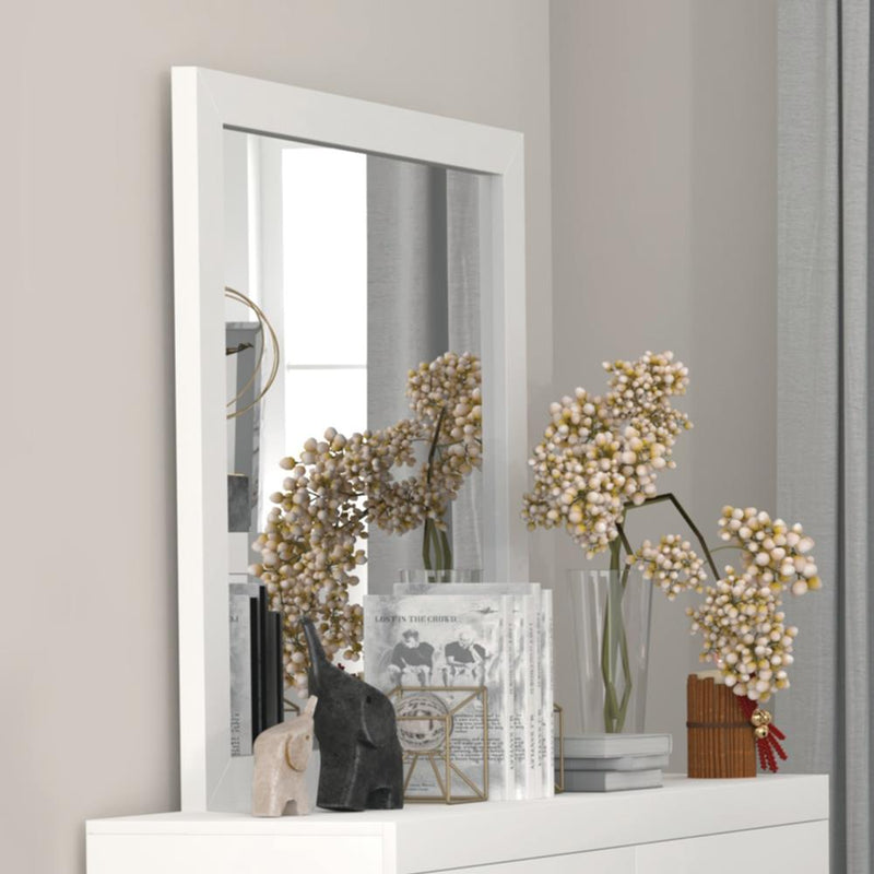 Calgary Furniture Emporium Casilda Dresser Mirror BD00646 IMAGE 1