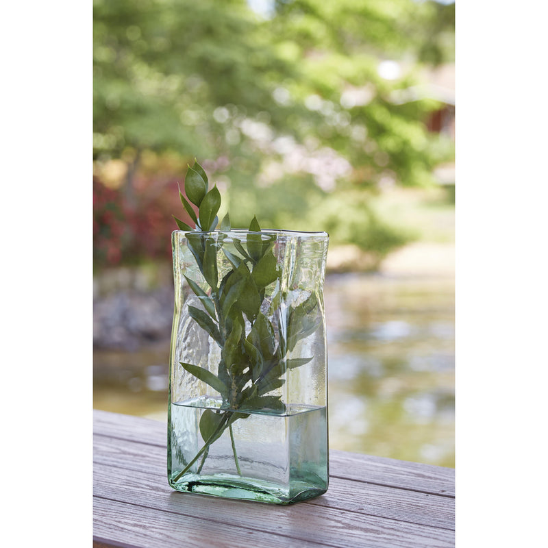  Signature Design by Ashley Taylow A2000537 Vase IMAGE 3