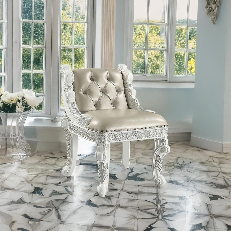 Calgary Furniture Emporium Vanaheim 7-Drawer Vanity Seating BD00675 IMAGE 1