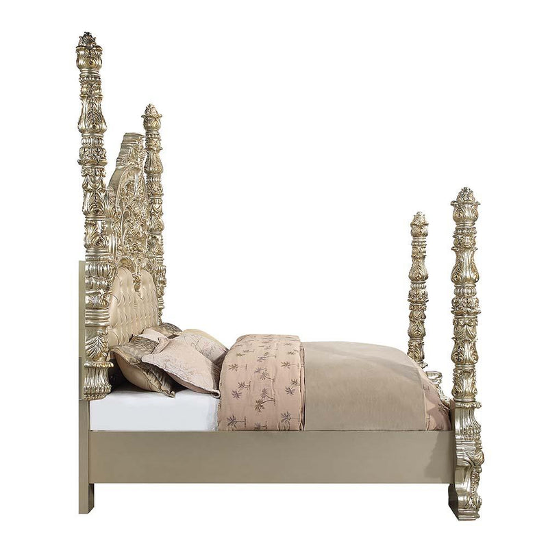 Calgary Furniture Emporium Danae King Upholstered Poster Bed BD01234EK IMAGE 3