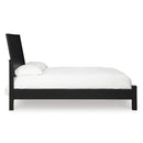Signature Design by Ashley Danziar B1013B10 King Panel Bed IMAGE 3