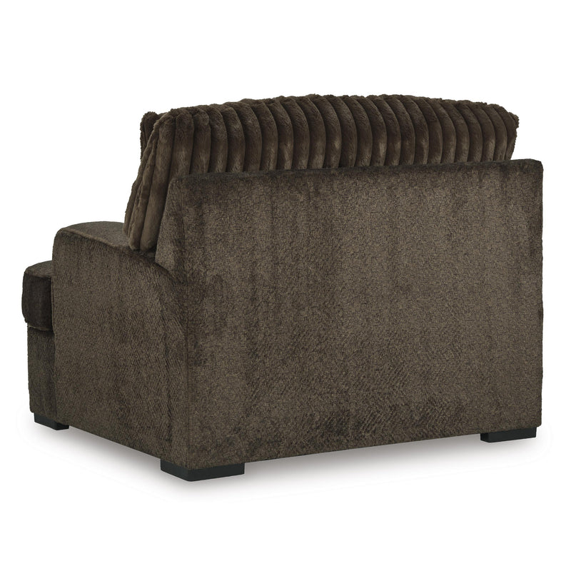  Benchcraft Aylesworth 5370223 Chair and a Half IMAGE 4