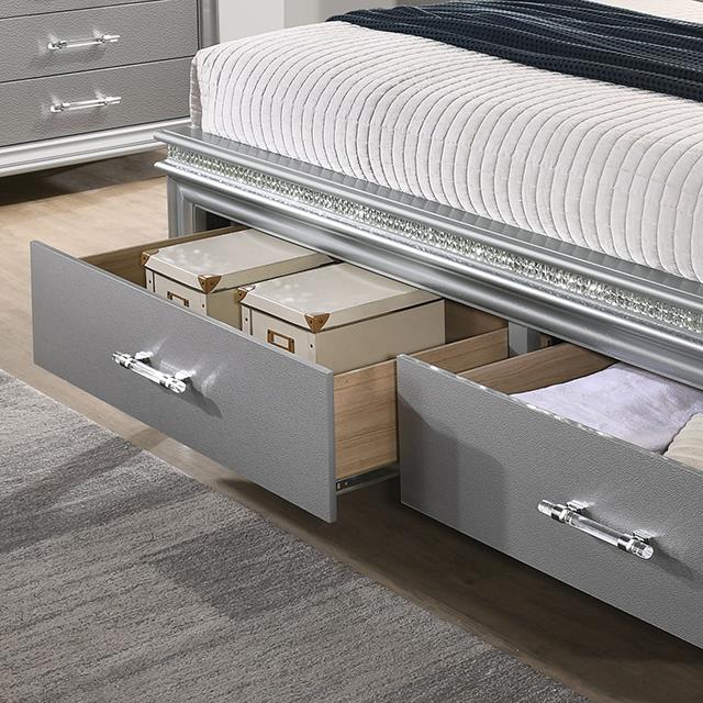 Furniture of America Maddie CM7899SV-Q Queen Bed IMAGE 3