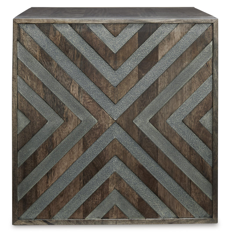 Signature Design by Ashley Dreggan T567-2 Square End Table IMAGE 3