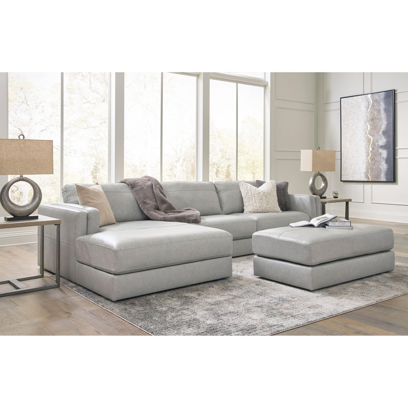 Signature Design by Ashley Amiata 57404S1C 2 pc Sectional with Chaise IMAGE 10