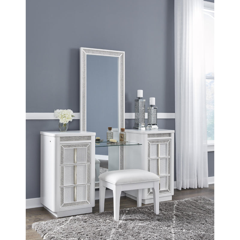 Signature Design by Ashley Chalanna B822B7 Vanity with Mirror IMAGE 4