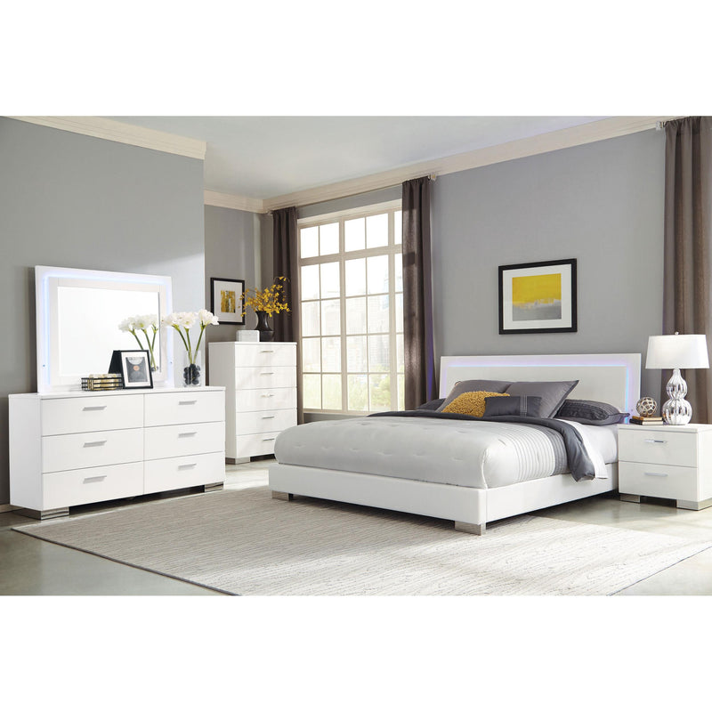 Coaster Furniture Felicity 203503ML 6-Drawer Dresser with LED Mirror - White High Gloss IMAGE 3
