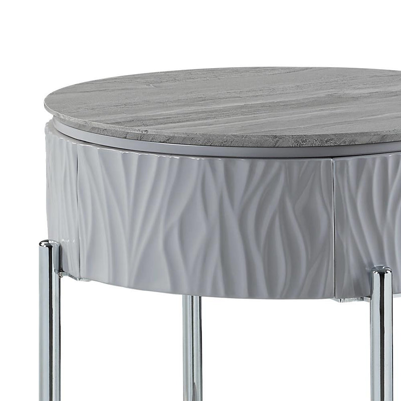 Calgary Furniture Emporium Yukino End Table LV02412 IMAGE 6