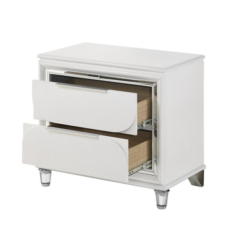 Calgary Furniture Emporium Tarian Nightstand BD02318 IMAGE 6